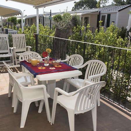 Camping Edy Diano Marina Esterno foto