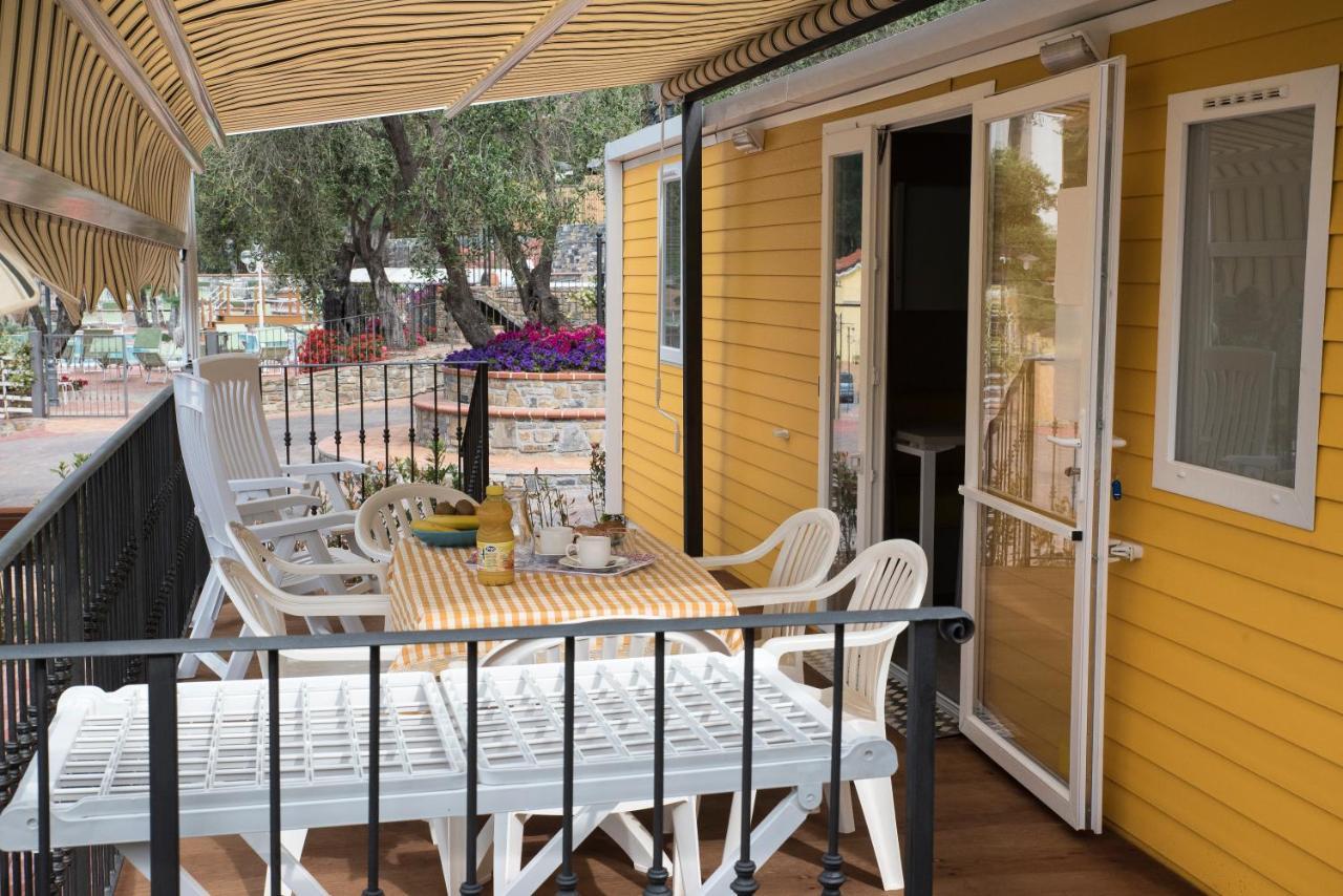 Camping Edy Diano Marina Esterno foto