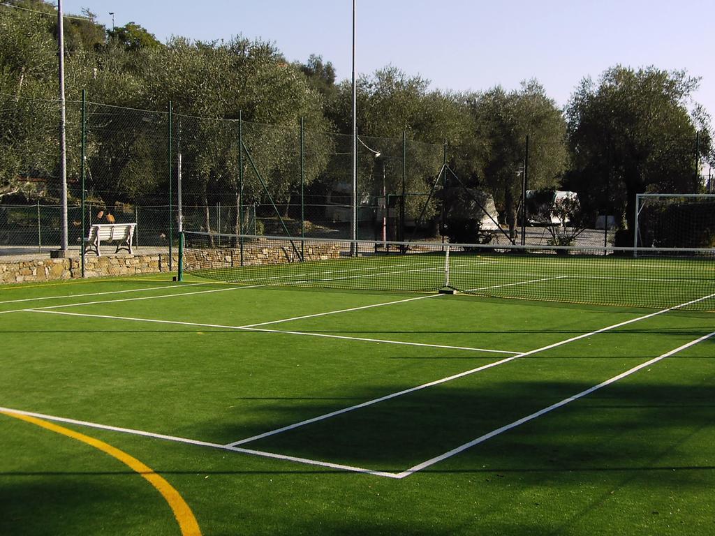 Camping Edy Diano Marina Esterno foto