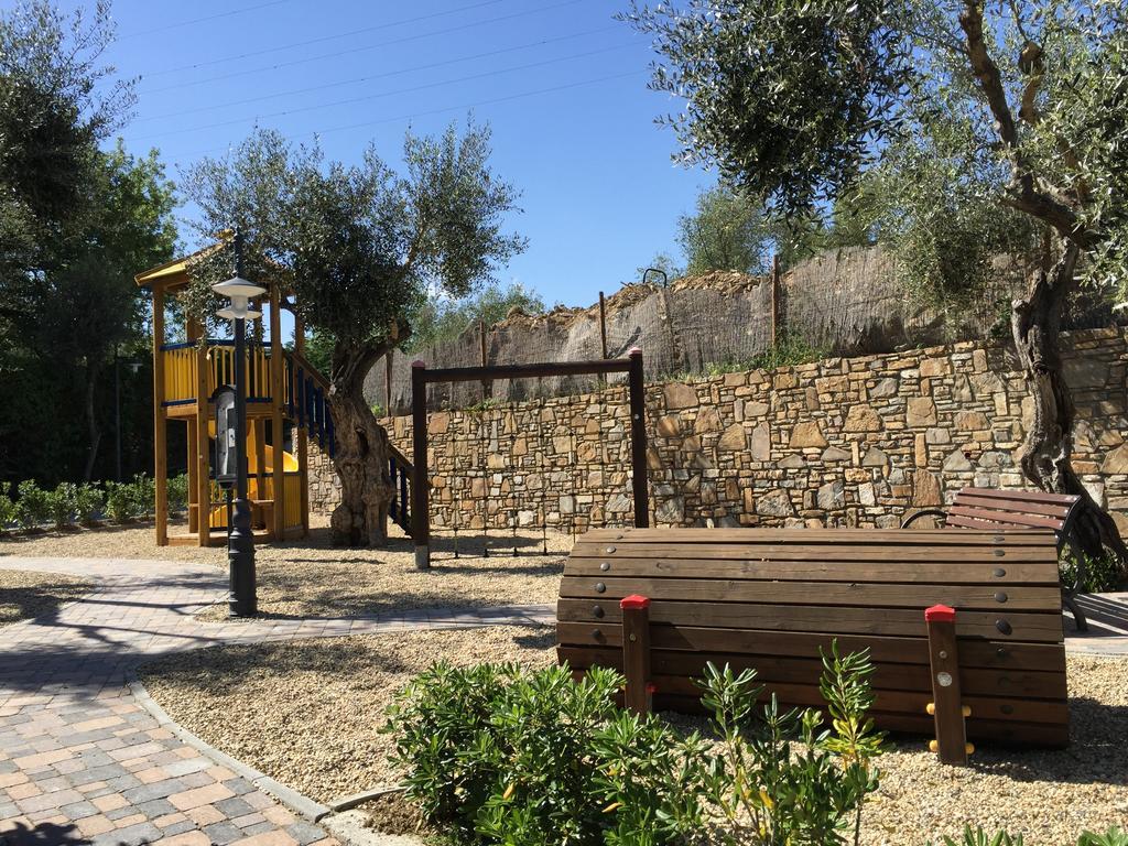 Camping Edy Diano Marina Esterno foto