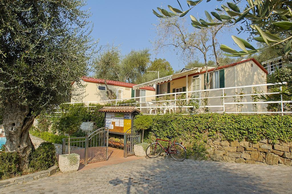 Camping Edy Diano Marina Camera foto