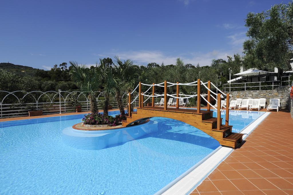 Camping Edy Diano Marina Esterno foto