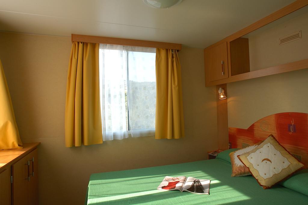Camping Edy Diano Marina Camera foto