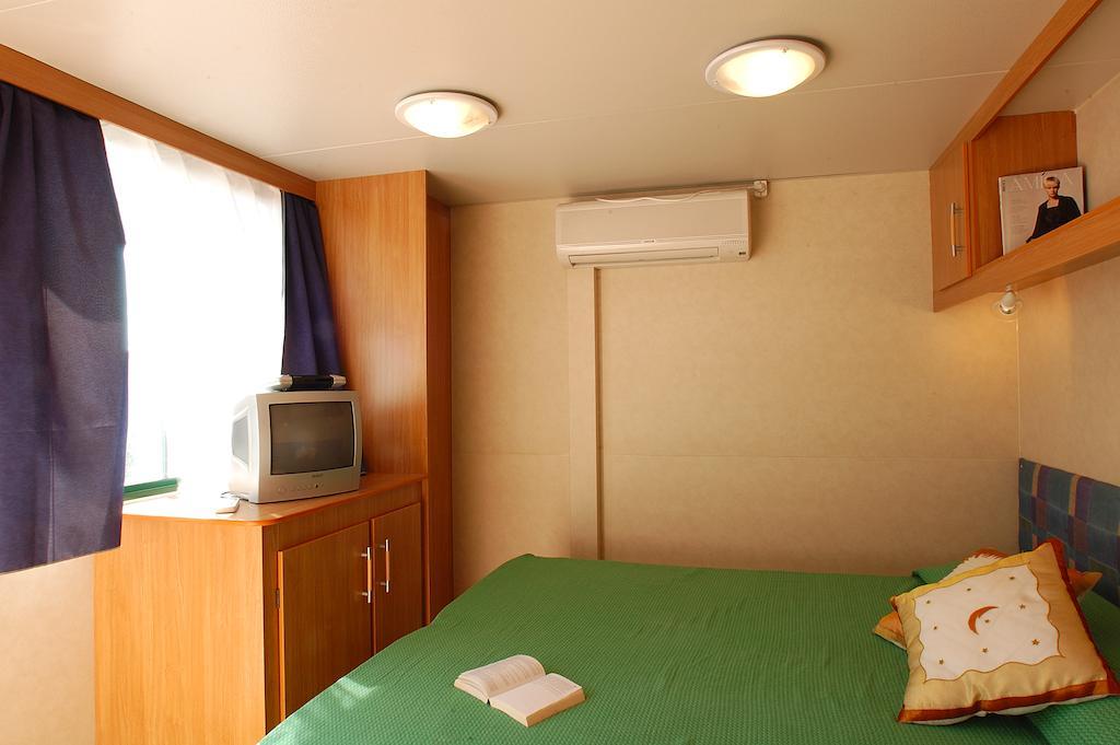 Camping Edy Diano Marina Camera foto
