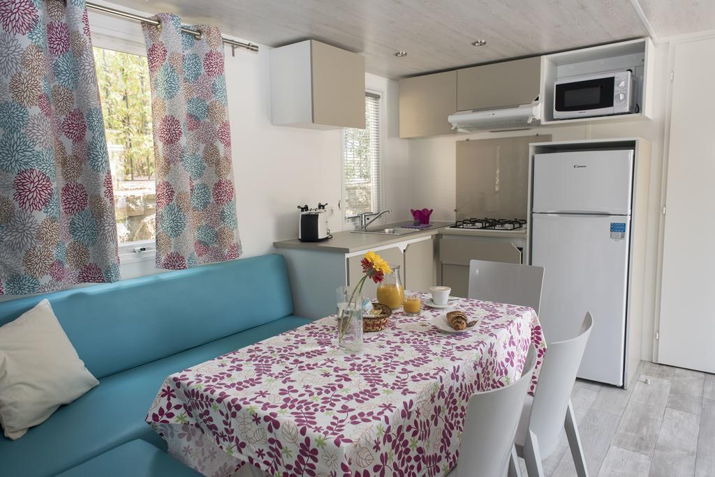 Camping Edy Diano Marina Esterno foto